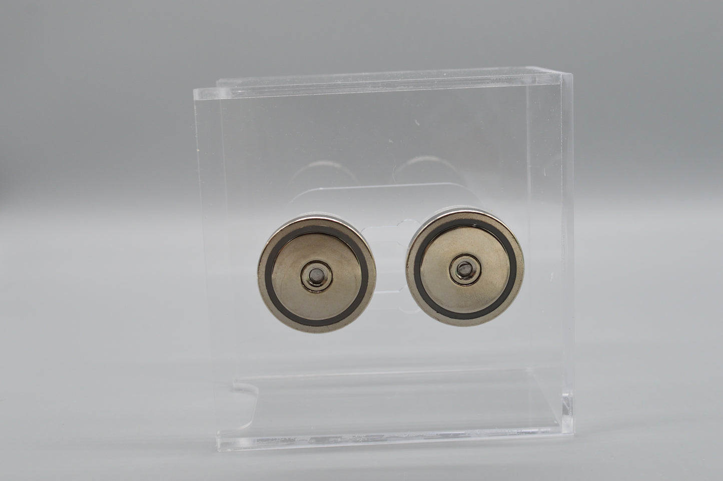 Small Wipe Holder and Dispenser