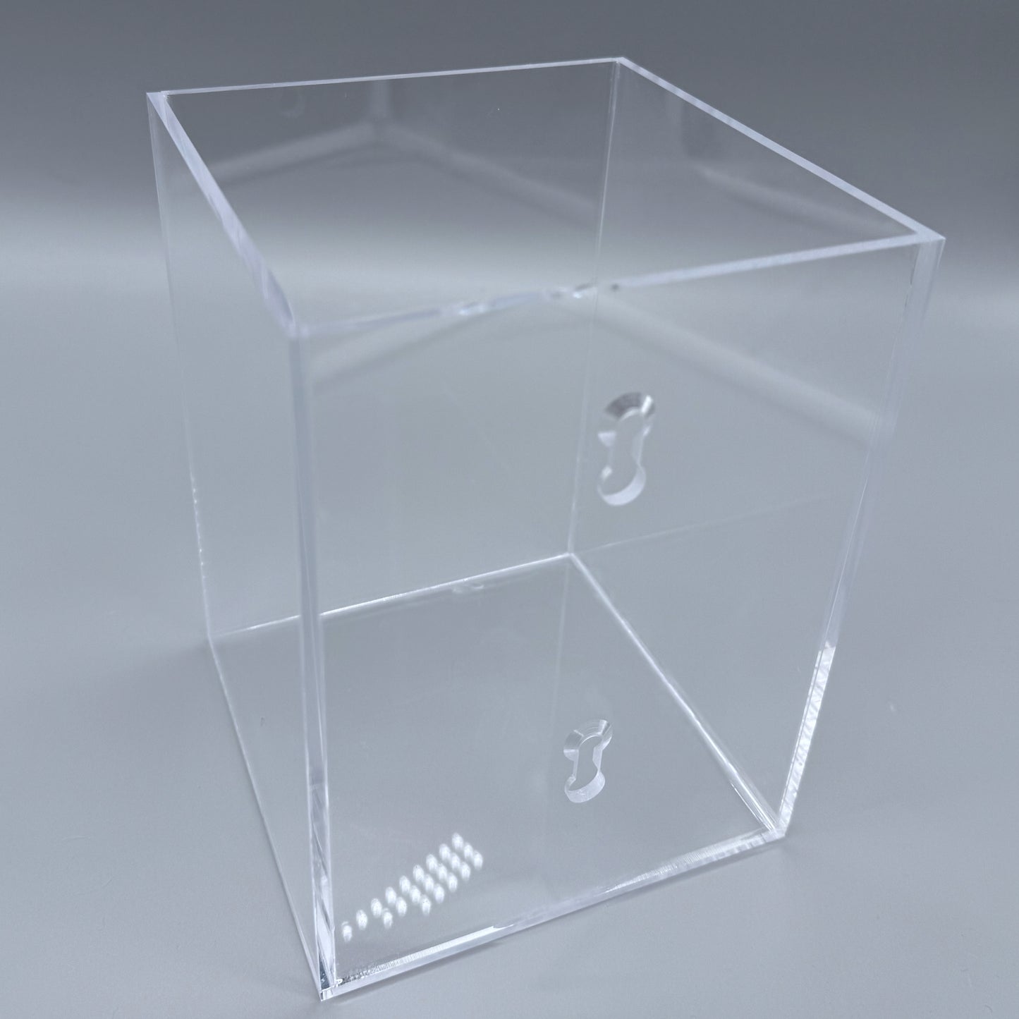 Respirator Mask Holder and Dispenser
